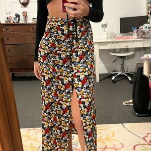 Floral midi dress 🌼